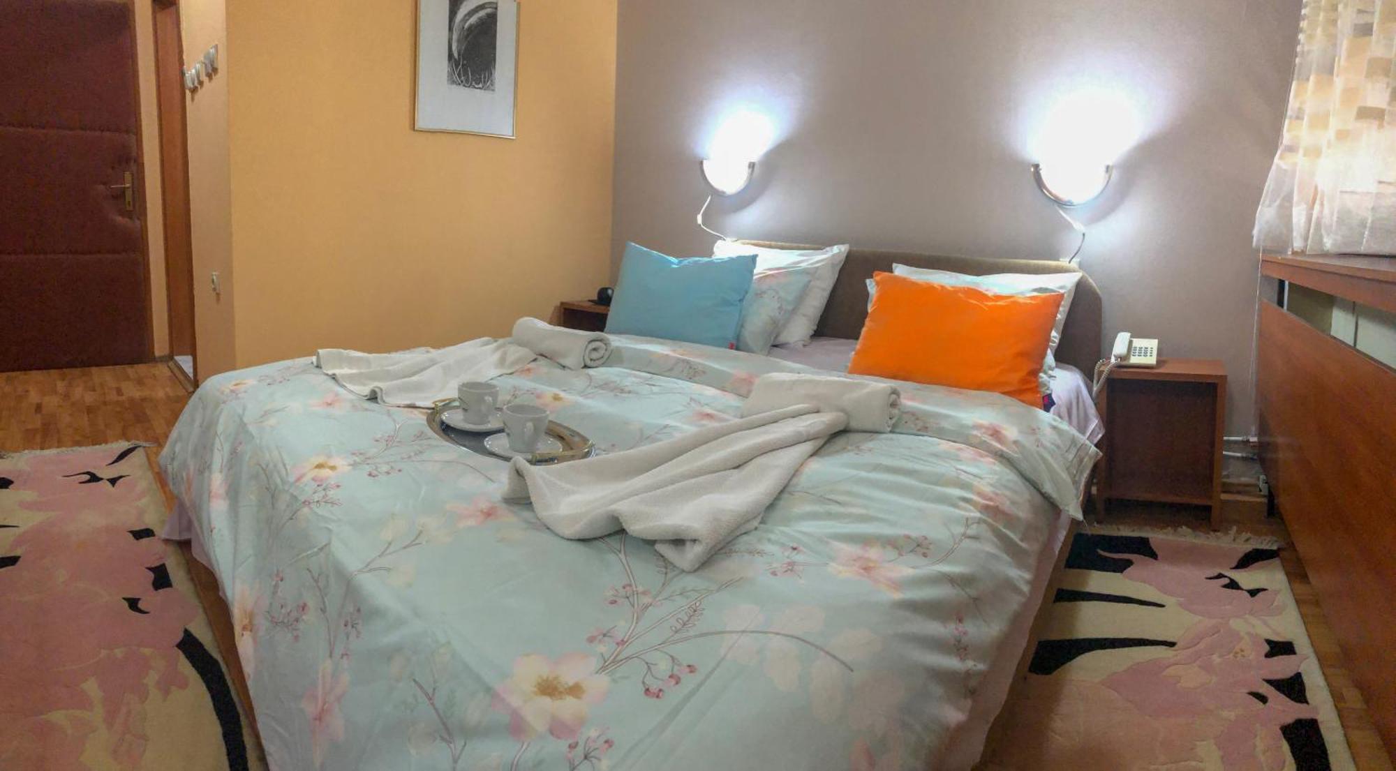 Hotel Square Skopje Extérieur photo