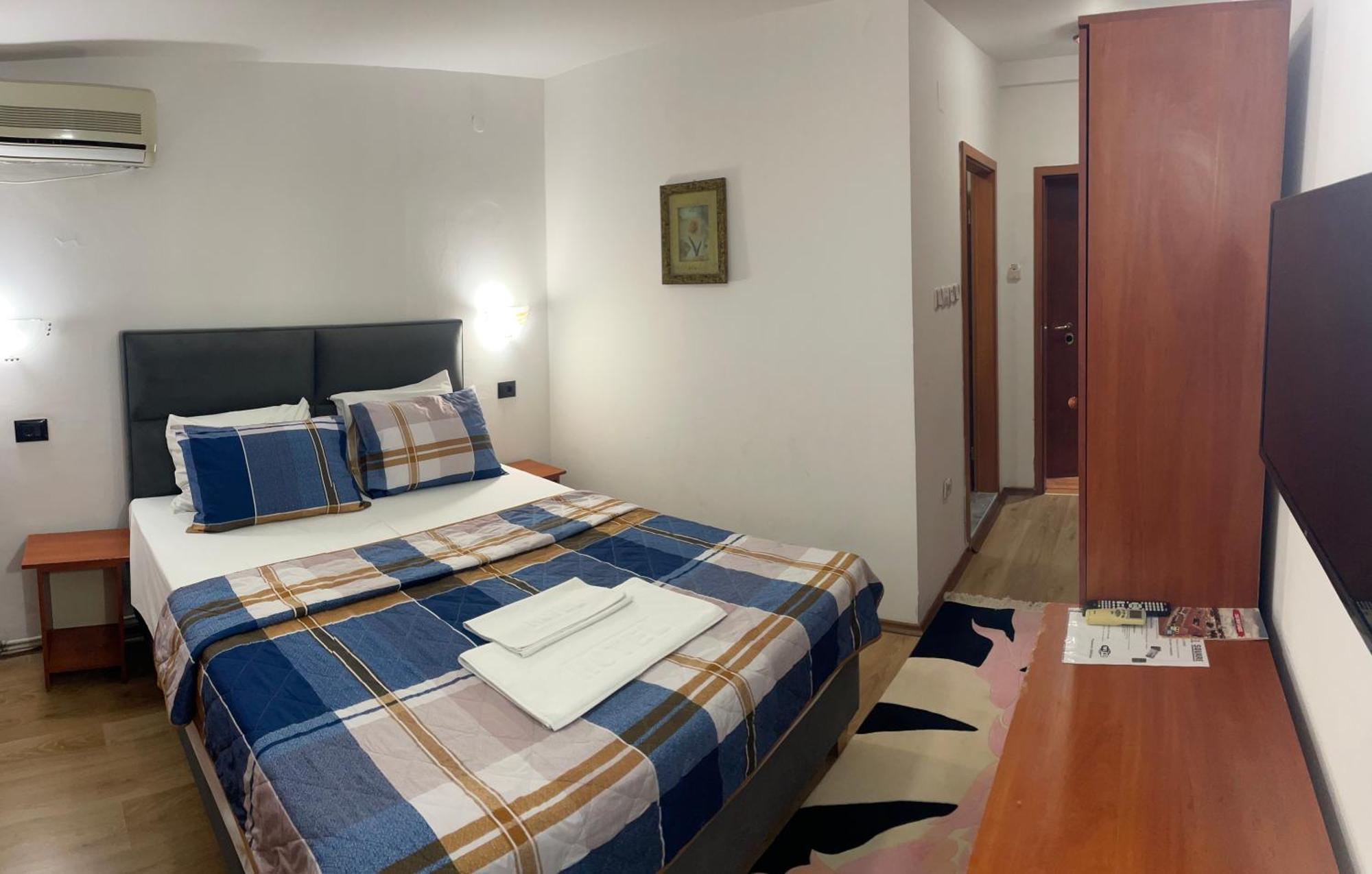 Hotel Square Skopje Extérieur photo