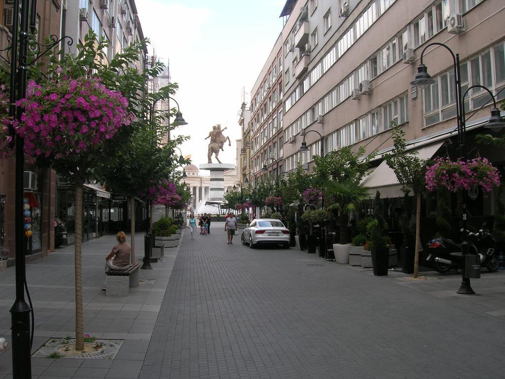 Hotel Square Skopje Extérieur photo