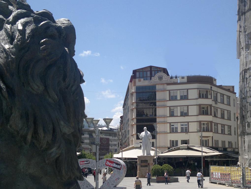 Hotel Square Skopje Extérieur photo