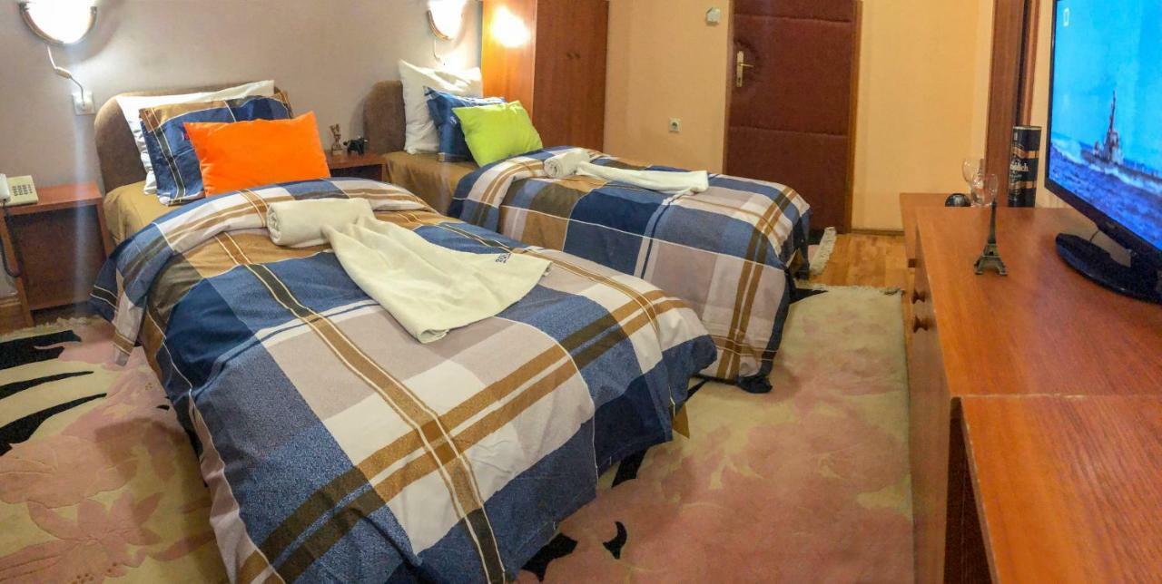 Hotel Square Skopje Extérieur photo