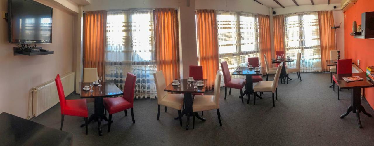 Hotel Square Skopje Extérieur photo