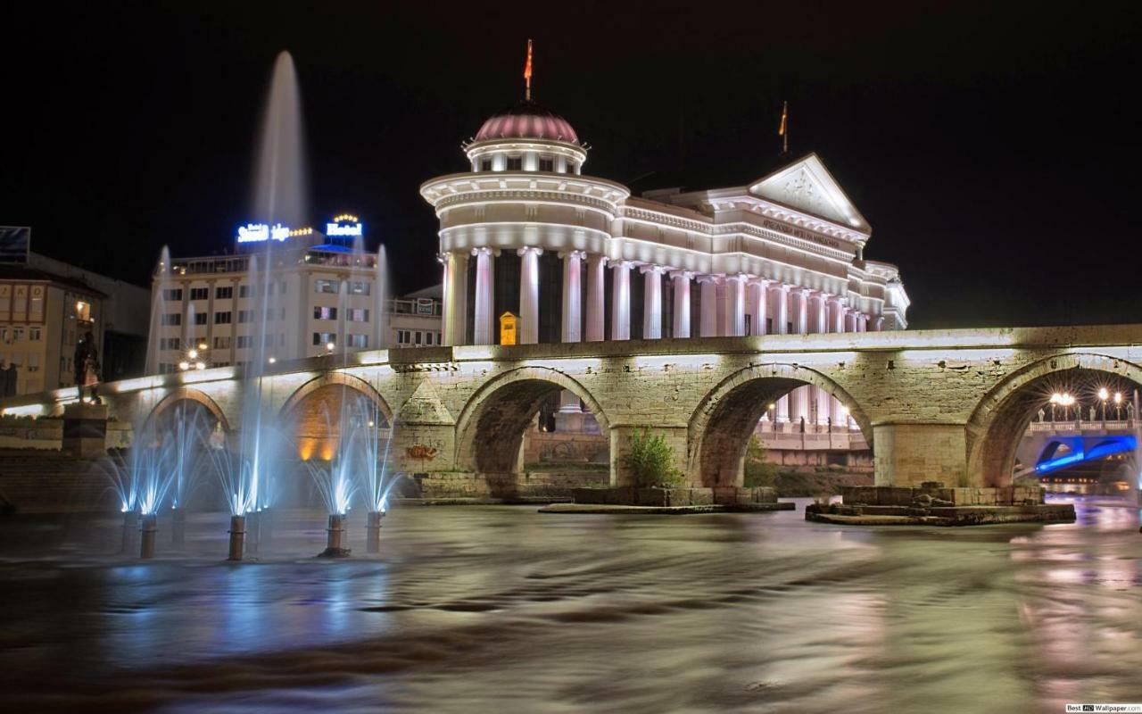 Hotel Square Skopje Extérieur photo
