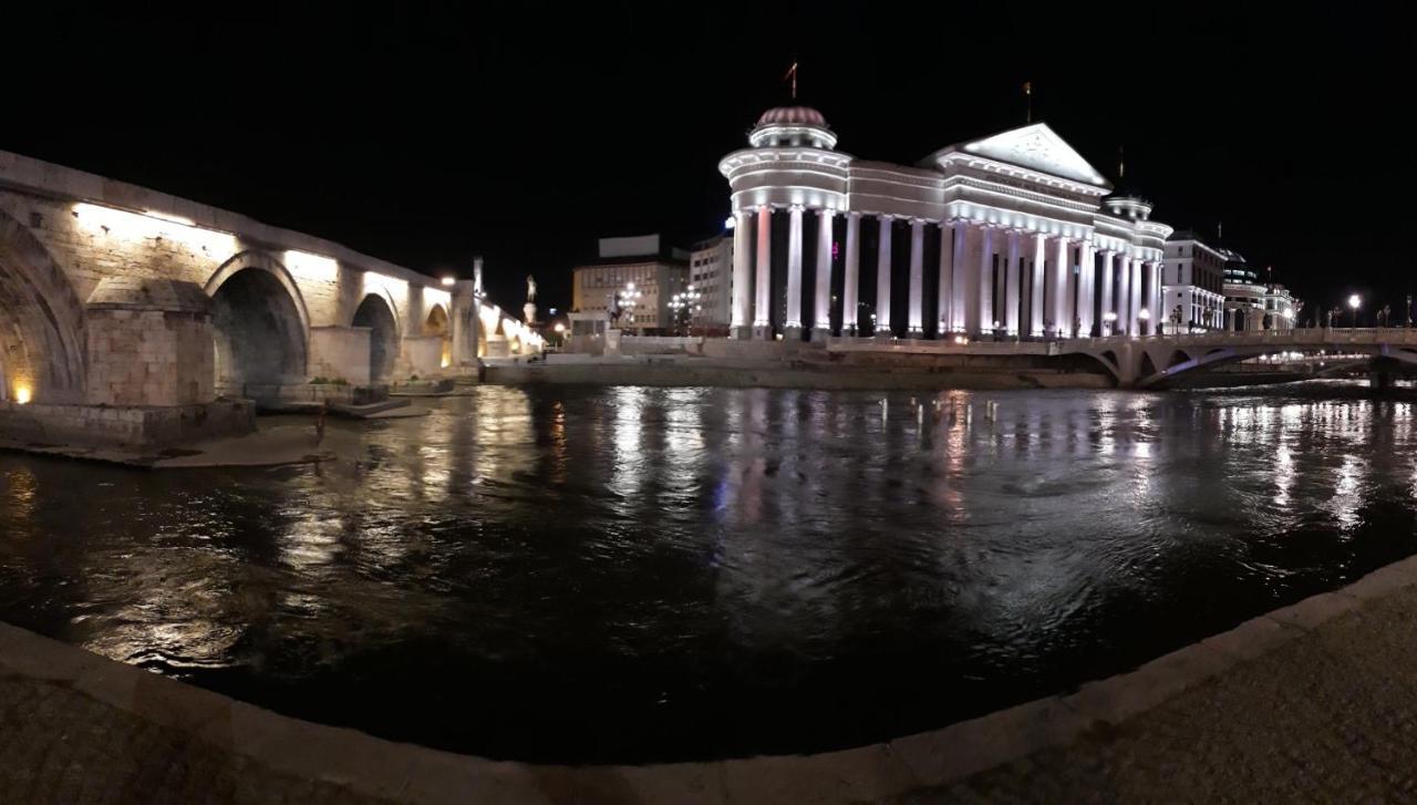 Hotel Square Skopje Extérieur photo